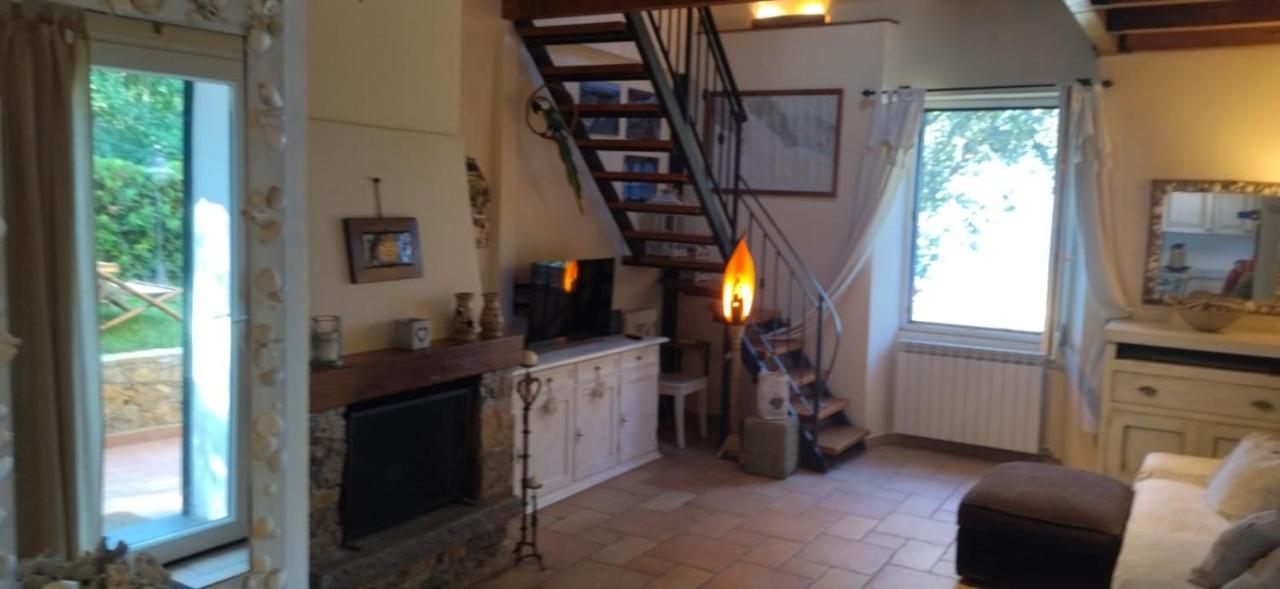 Casa Vacanze Luna Porto Venere Esterno foto