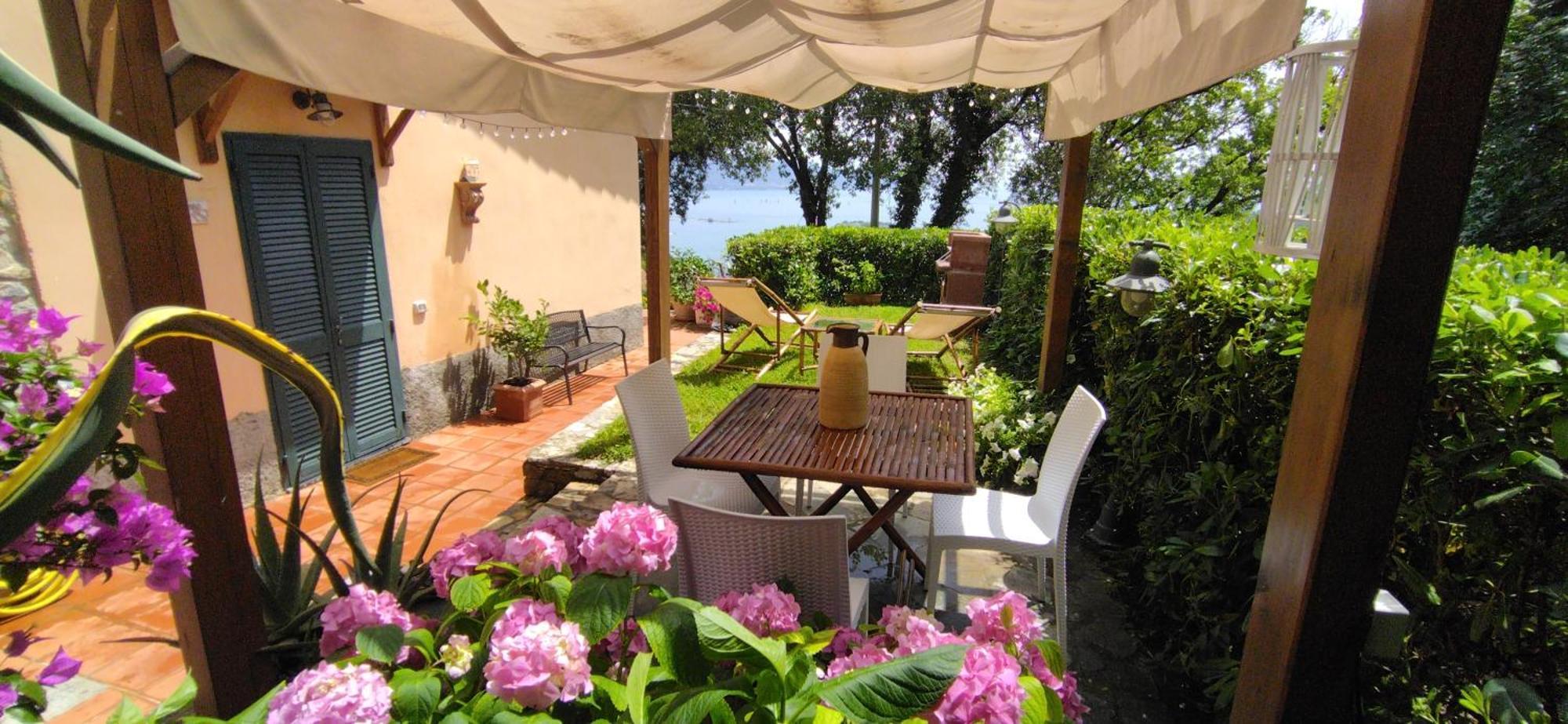 Casa Vacanze Luna Porto Venere Esterno foto
