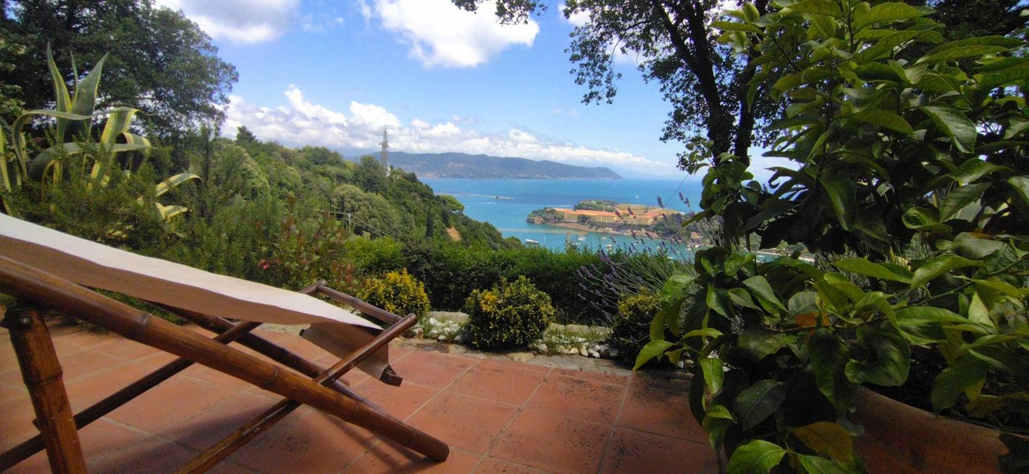 Casa Vacanze Luna Porto Venere Esterno foto