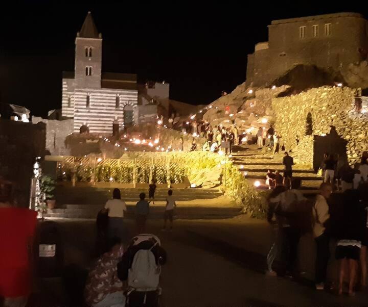 Casa Vacanze Luna Porto Venere Esterno foto